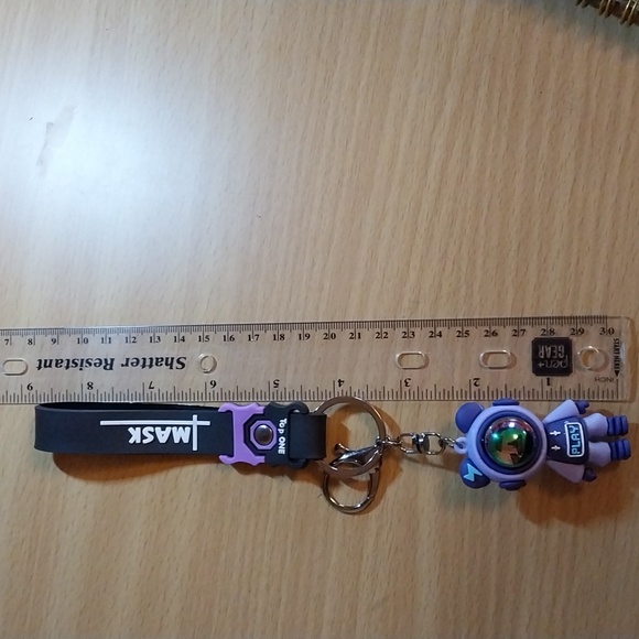 Bear Key chain. Bear Astronaut  Key chain. - Picture 5 of 5